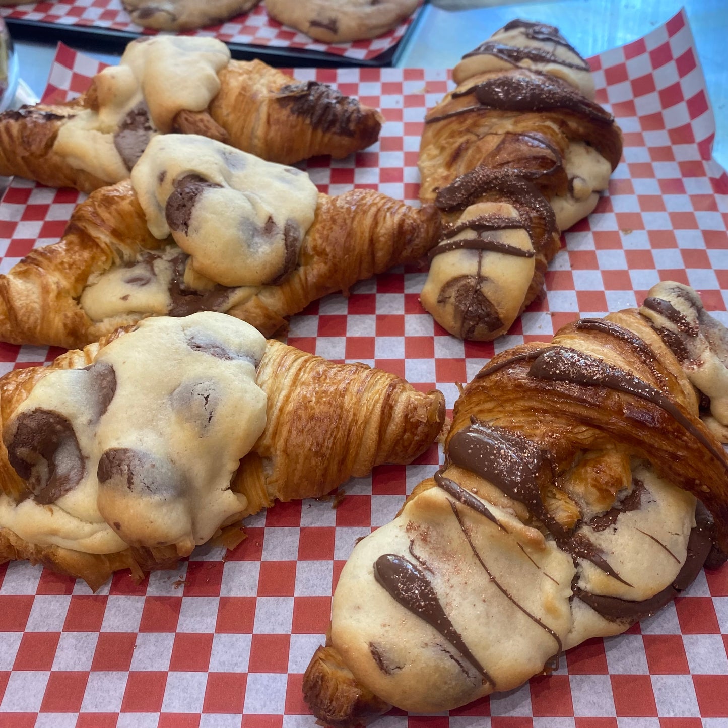 Crookie by Kelly’s Cookies – Le Croissant Cookie incontournable